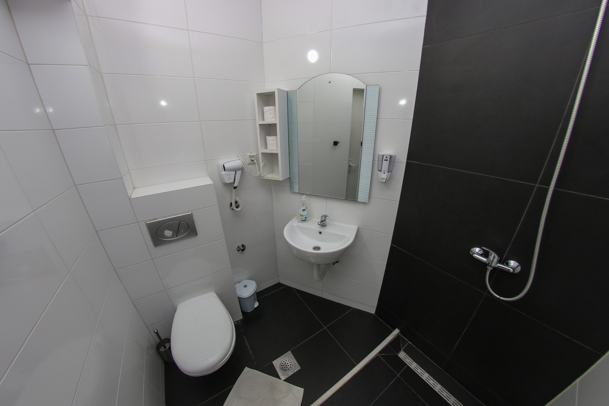 Double room – Hotel Hayat (12)