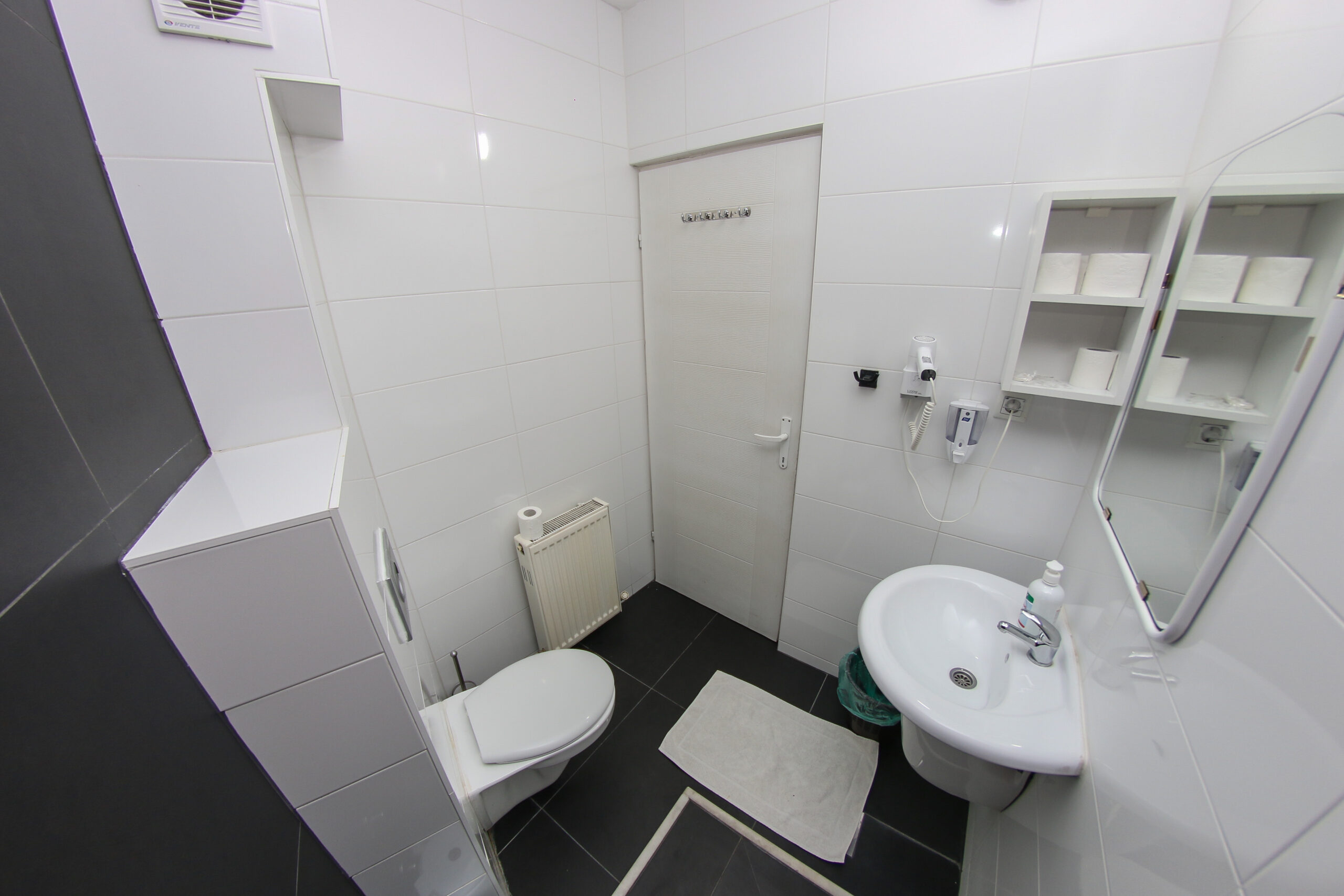 Double room – Hotel Hayat (13)