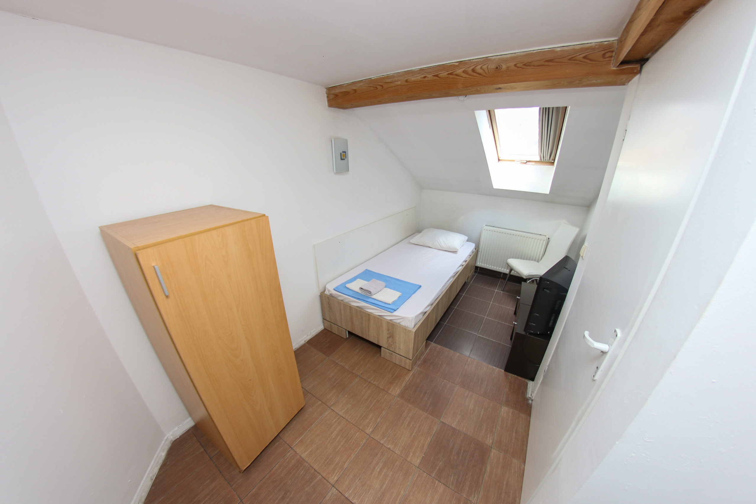 Single room – Hotel Hayat (3)