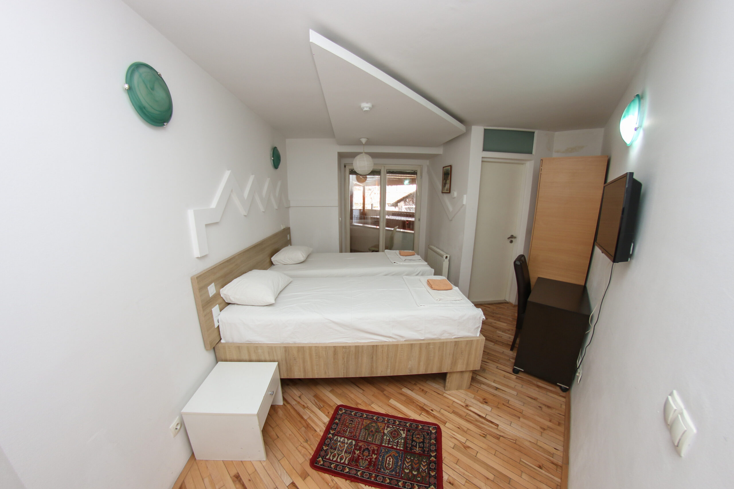 Twin room – Hotel Hayat (7)