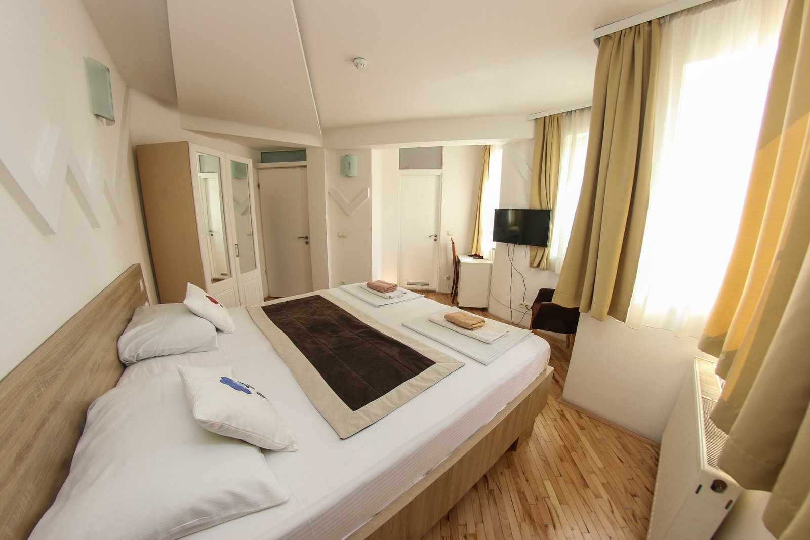 Double room – Hotel Hayat (4)