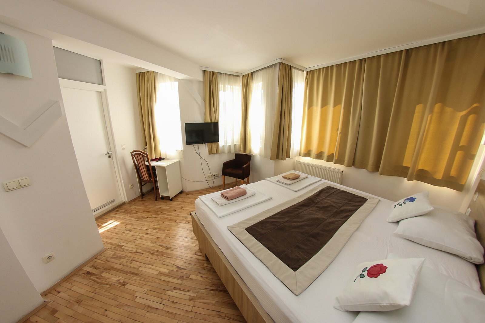 Double room – Hotel Hayat (5)