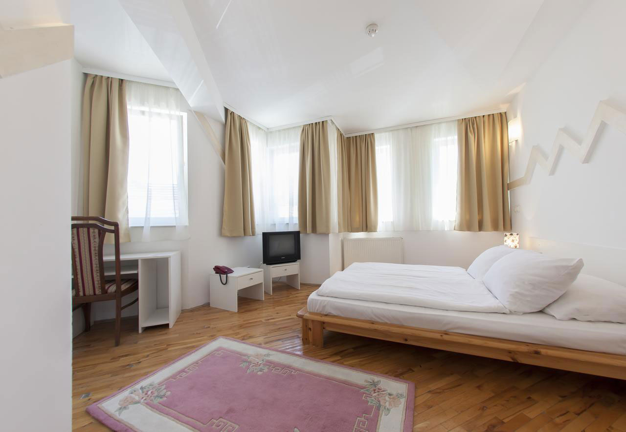 Single bed room